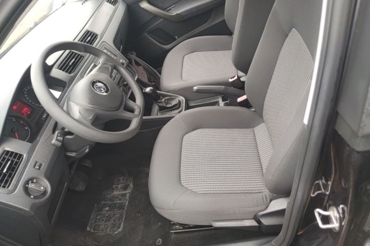 Volkswagen Santana 2018 #15 Volkswagen Santana 2018 car image #15