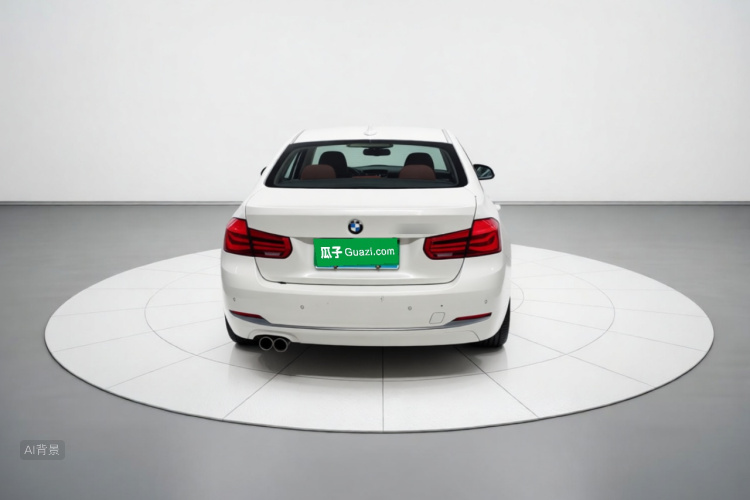 BMW 3 Series 2018 car image #6
