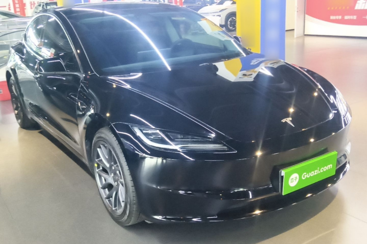 Tesla Model 3 2023 #4 Tesla Model 3 2023 immagine di auto #4