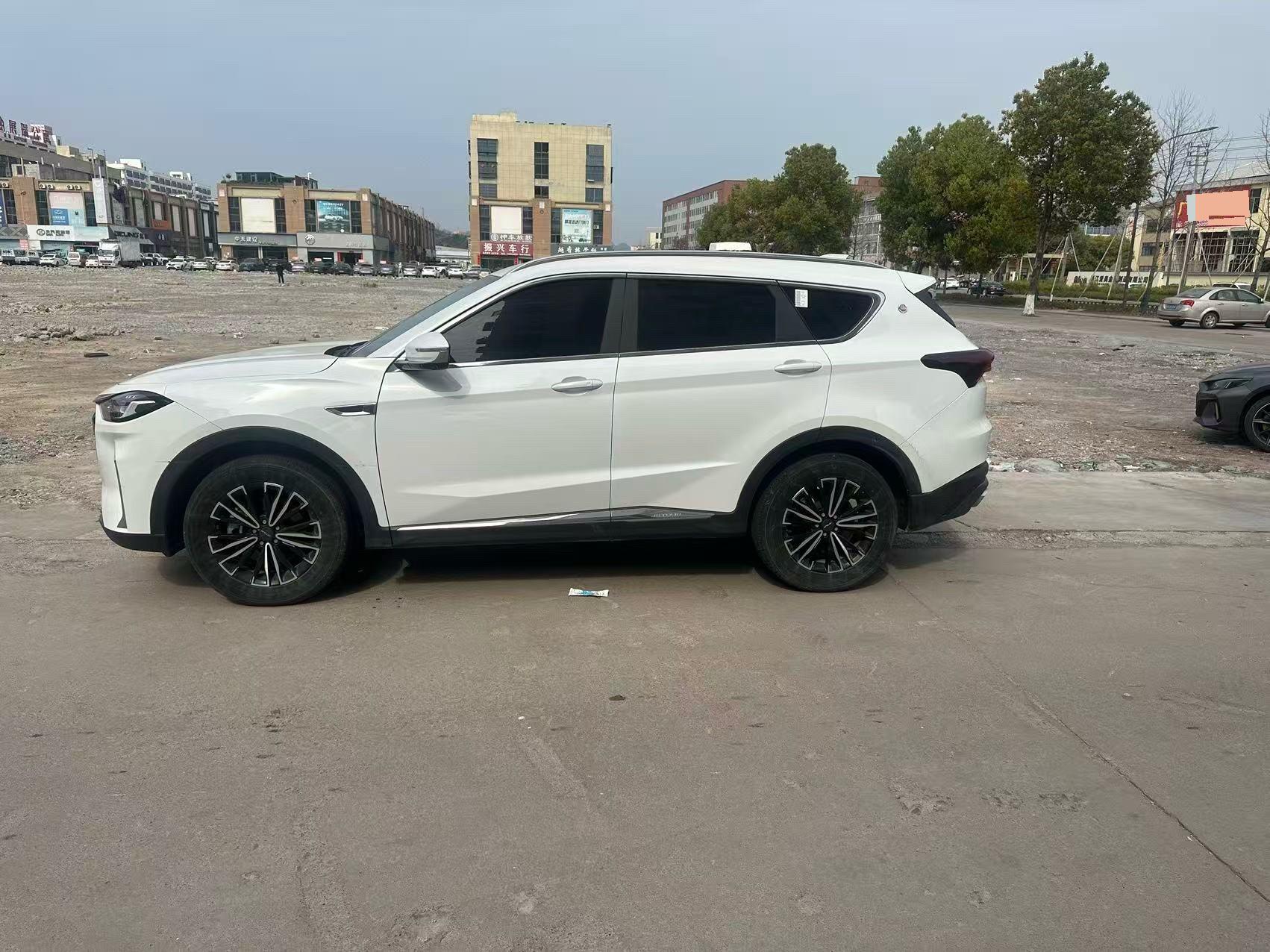 Jetour X70 PLUS 2023 изображение автомобиля #5