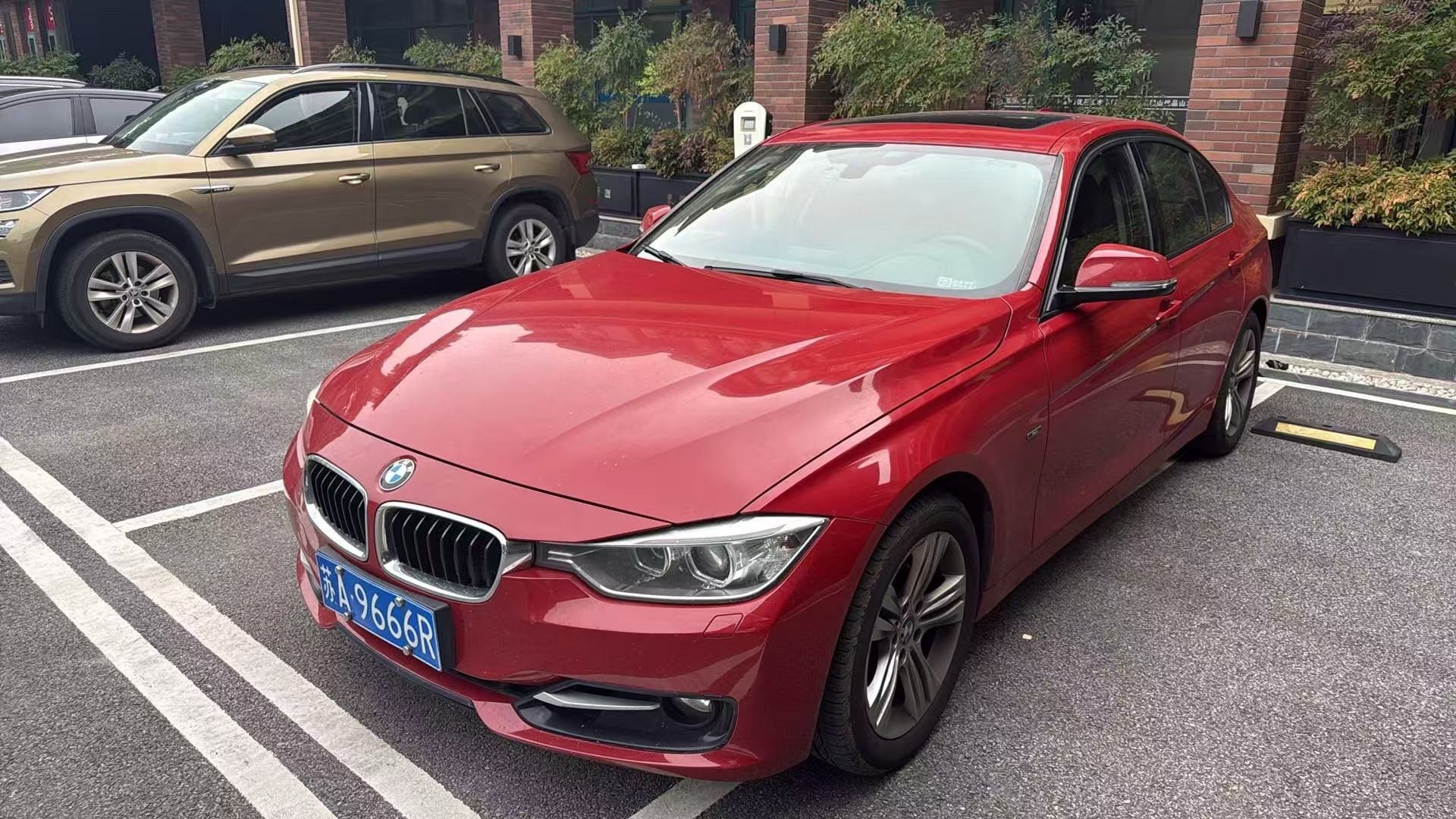 BMW 3 Series (Imported) 2012 BMW 3 Series (Imported) 2012 car image