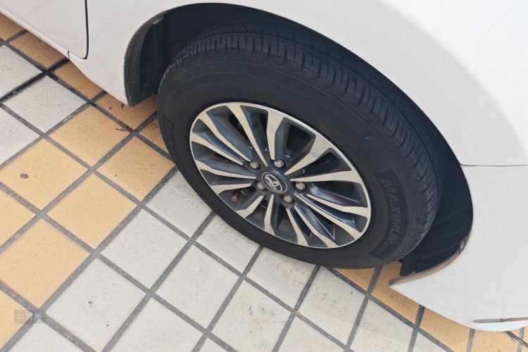 Toyota Corolla 2019 #9 Toyota Corolla 2019 car image #9