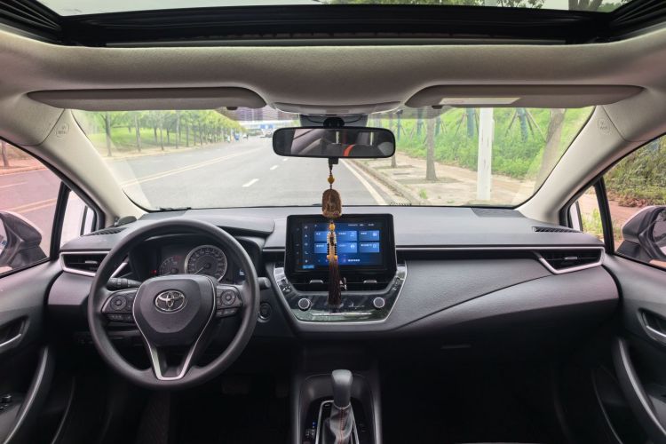 Toyota Corolla 2021 car image #12