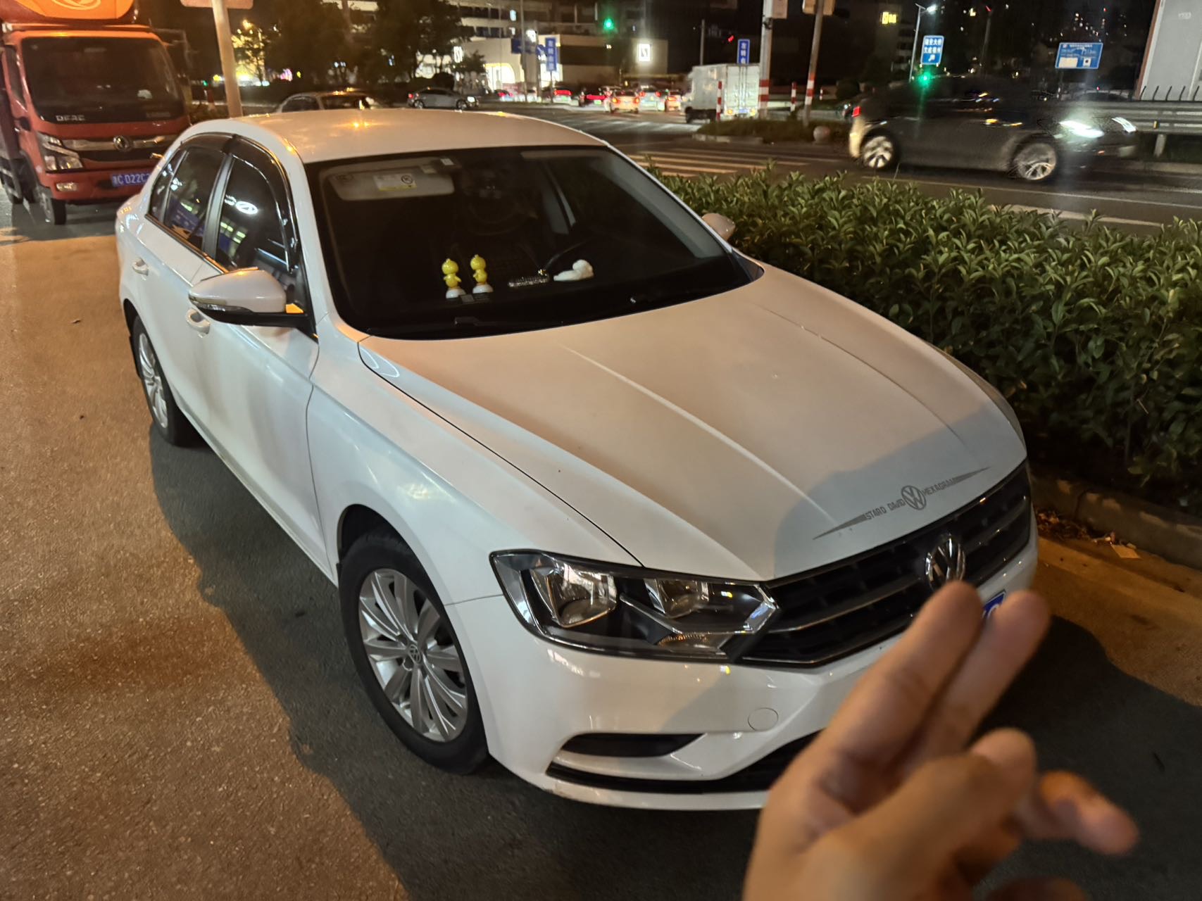 Volkswagen Bora 2020 car image #2