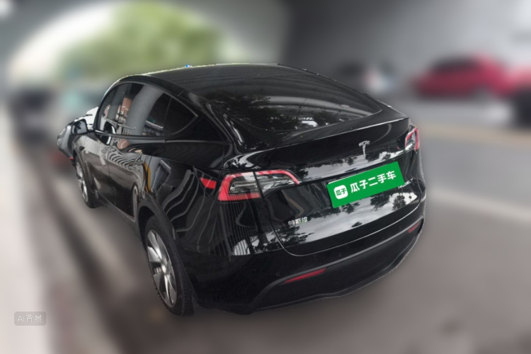 Tesla Model Y 2022 car image #5