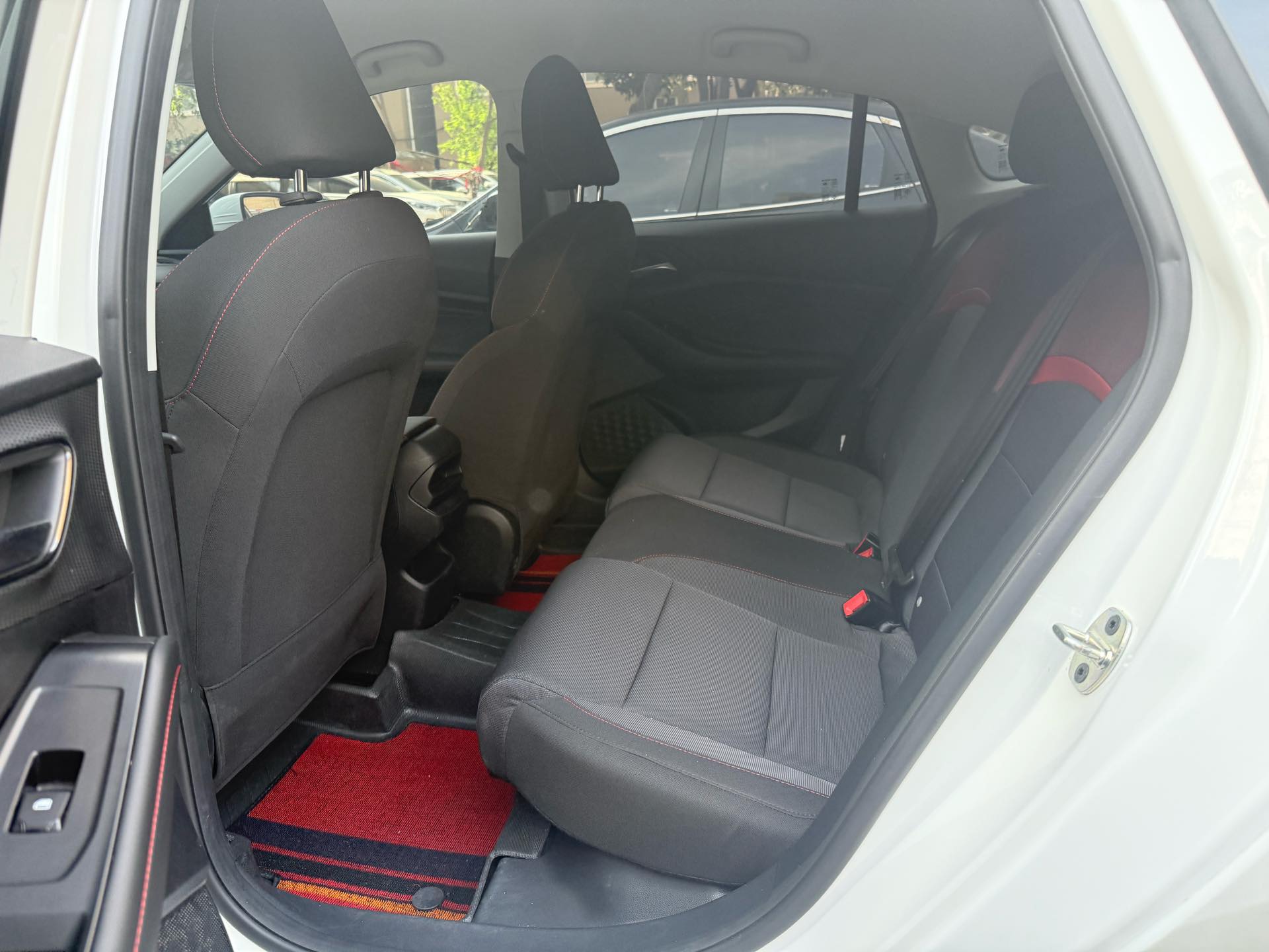 名爵 MG5 2025 汽车图片 #5