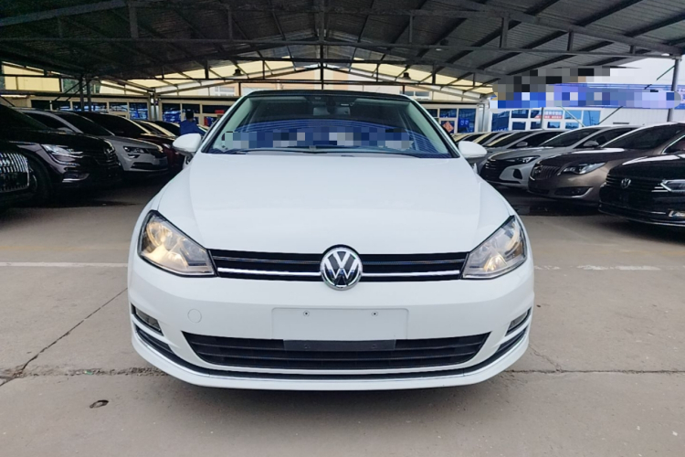 Volkswagen Golf 2015 car image #3