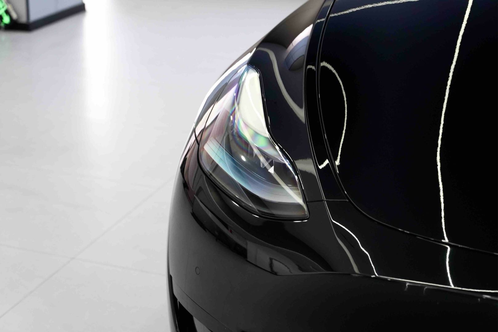 Tesla Model Y 2023 #9 Tesla Model Y 2023 car image #9
