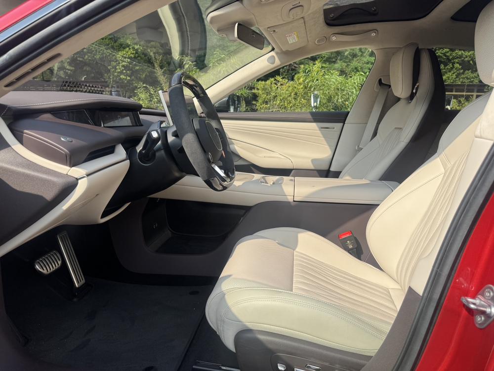 2026 #15 2026 imagen de coche #15