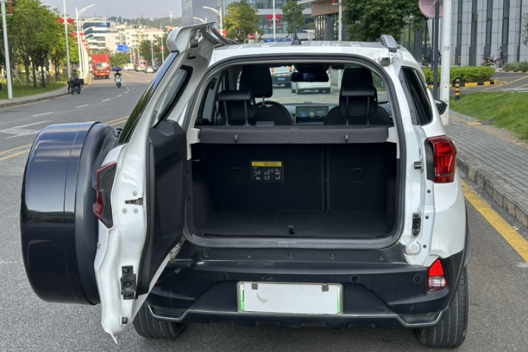 BYD Yuan New Energy 2019 #27 BYD Yuan New Energy 2019 car image #27
