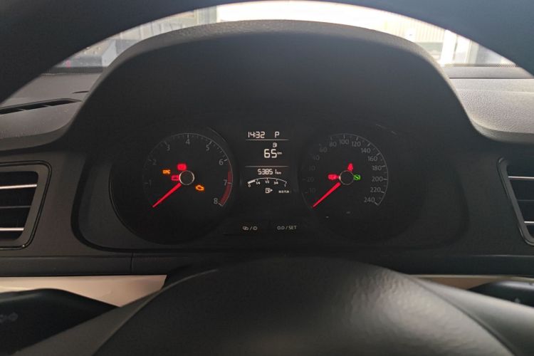 Volkswagen Lavida 2021 car image #12