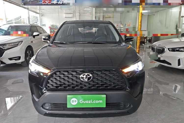 Toyota Corolla Cross 2025 immagine di auto #3