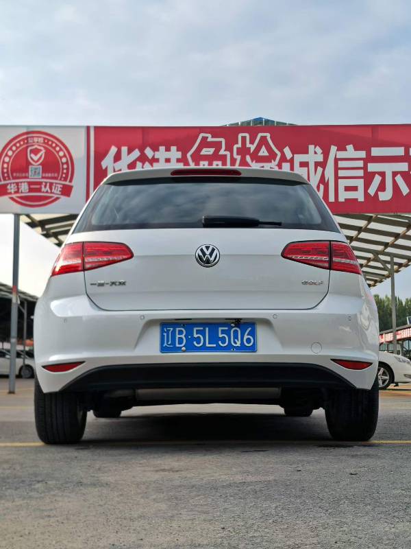 Volkswagen Golf 2016 car image #8