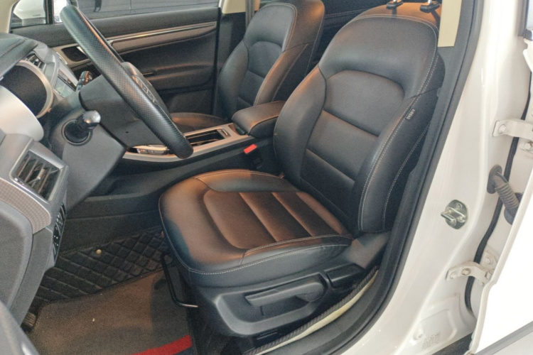 GEELY Emgrand GS 2018 #15 GEELY Emgrand GS 2018 car image #15