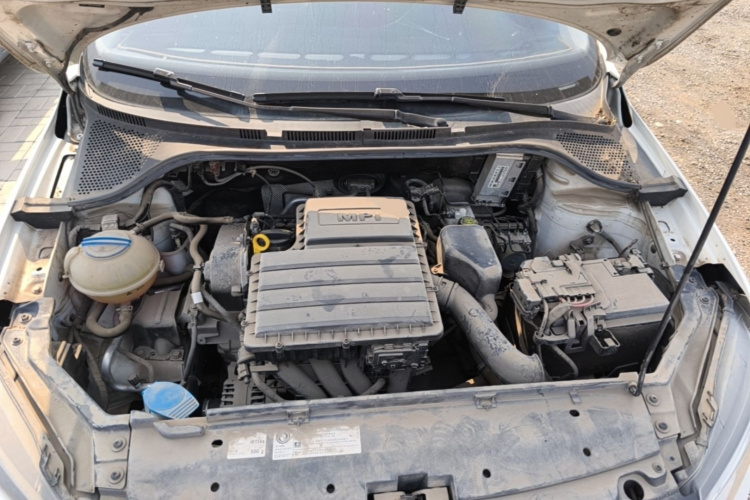 Volkswagen Santana 2018 car image #22