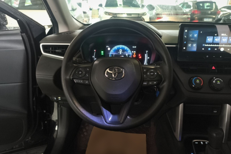 Toyota Corolla Cross 2023 #11 Toyota Corolla Cross 2023 car image #11
