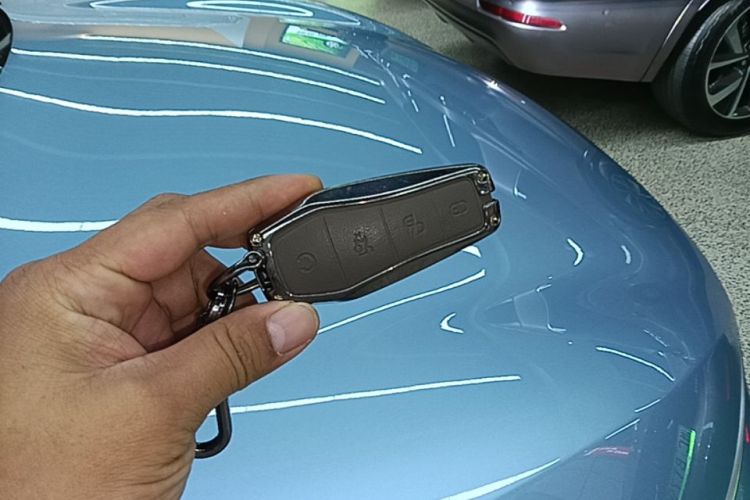 BYD Han 2023 car image #9