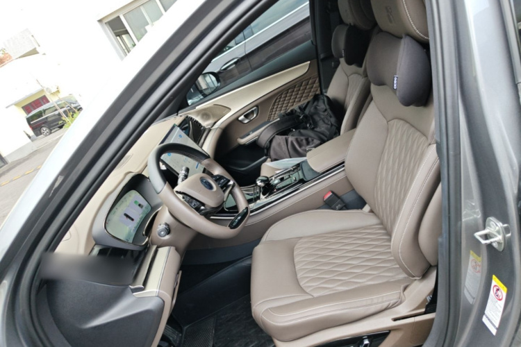 BYD Han 2023 #15 BYD Han 2023 car image #15