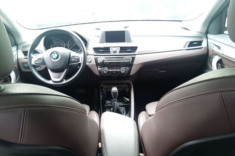 BMW X1 2018 #11 BMW X1 2018 car image #11