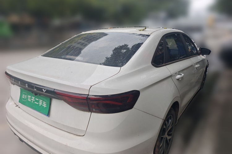 GEELY Emgrand 2022 car image #5