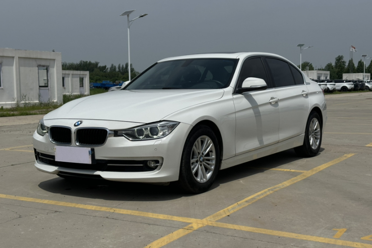 BMW 3 Series 2015 #2 BMW 3 Series 2015 car image #2