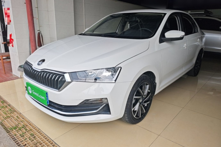 Skoda Rapid 2020 #2 Skoda Rapid 2020 image de voiture #2