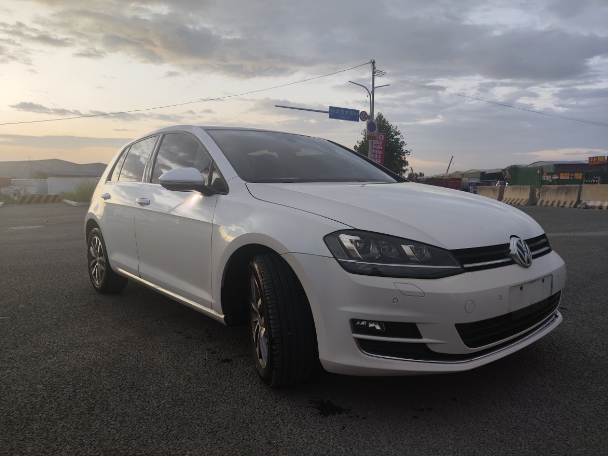 Volkswagen Golf 2014 #3 Volkswagen Golf 2014 car image #3