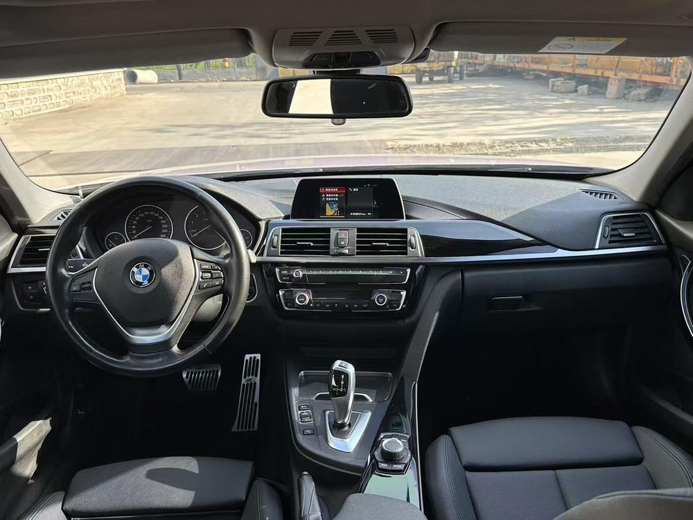 BMW 3 Series 2017 car image #7