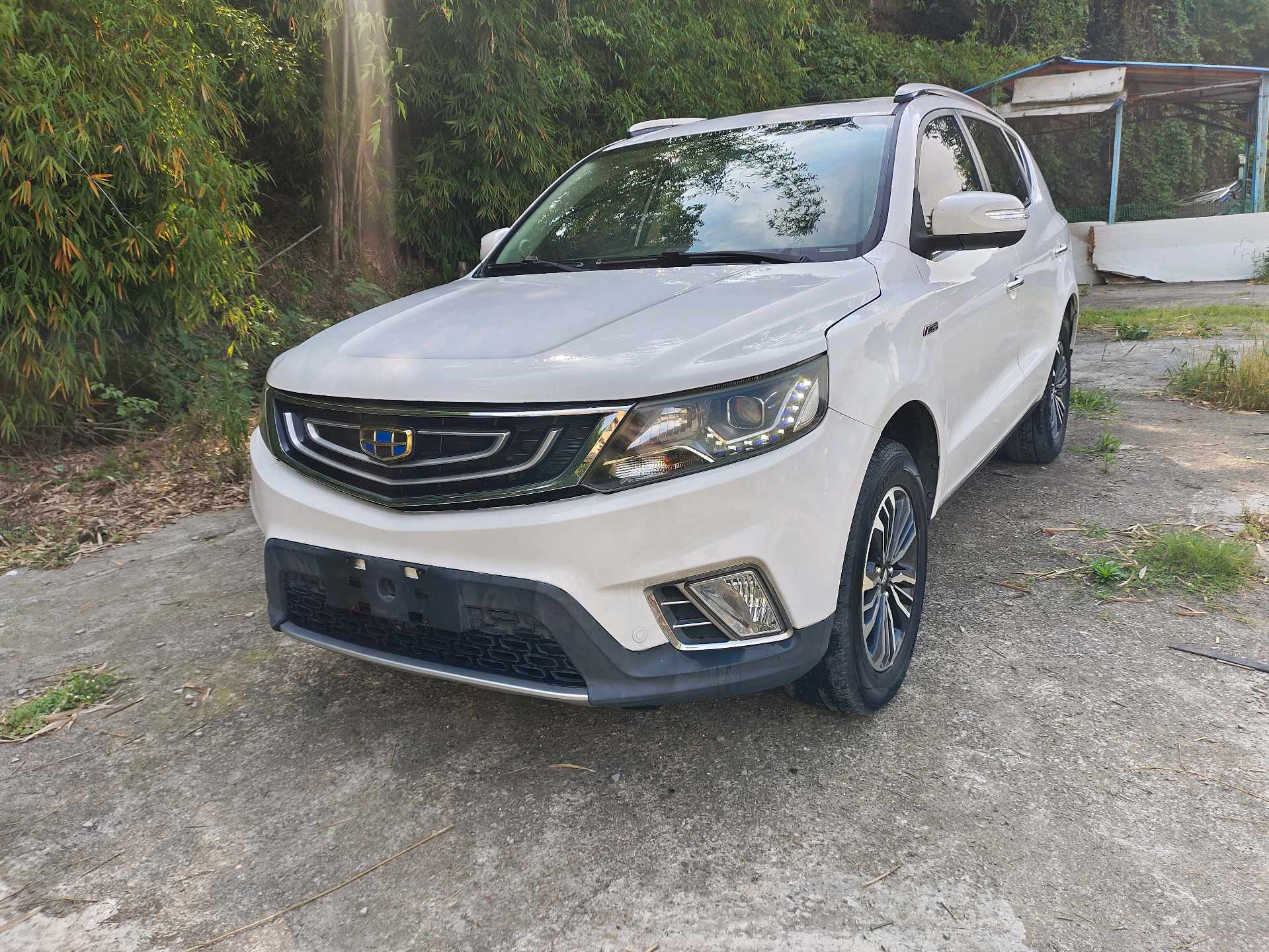 GEELY Vision X6 2017 GEELY Vision X6 2017 immagine di auto