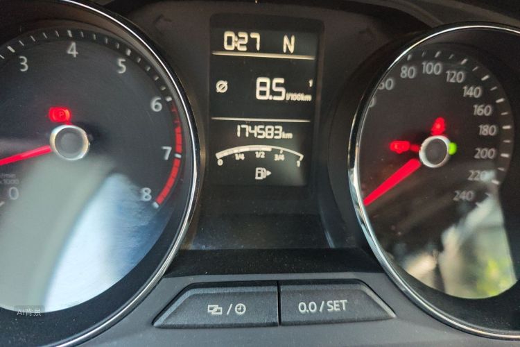 Volkswagen Lavida 2018 car image #14