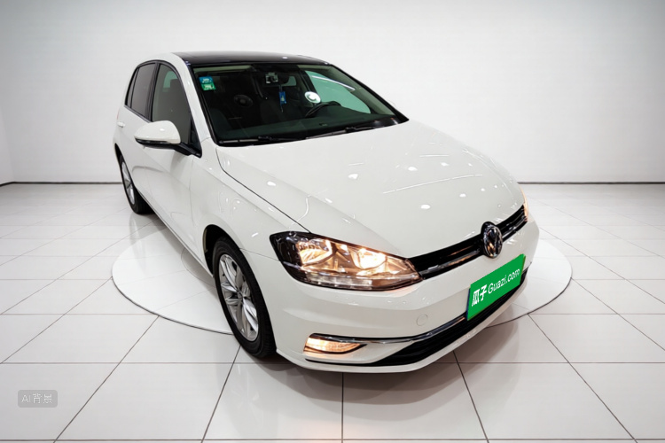 Volkswagen Golf 2019 car image #4