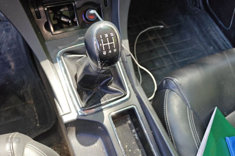 GEELY Emgrand 2017 car image #16