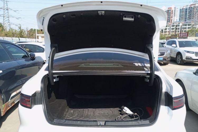 BYD Seal 05 DM-i 2025 car image #19