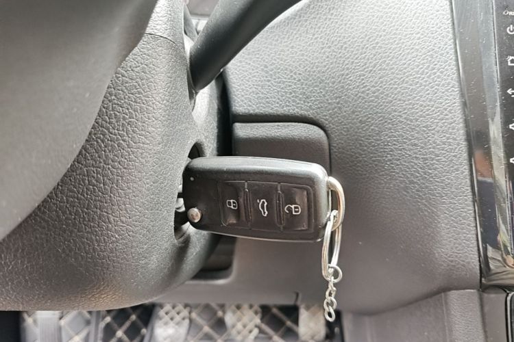 Volkswagen Polo 2018 car image #9