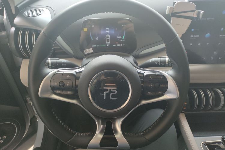 BYD Yuan Plus 2024 صورة سيارة #11