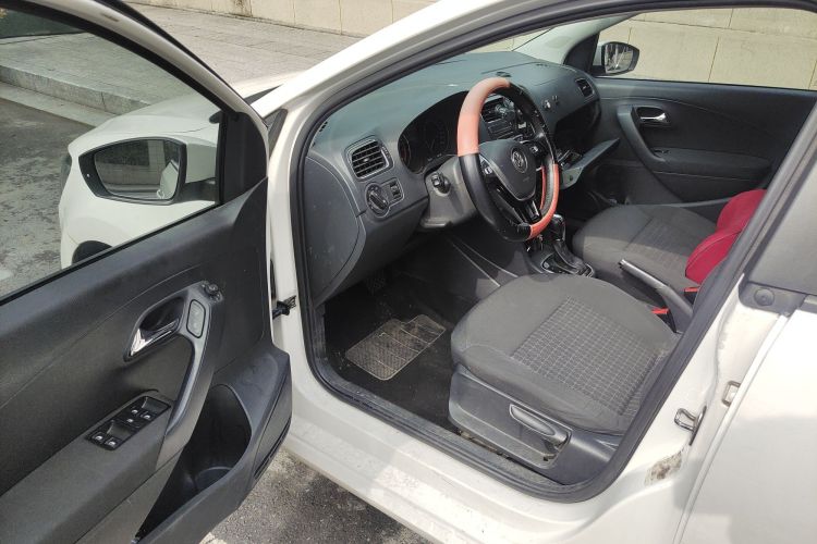 Volkswagen Polo 2017 imagem de carro #13