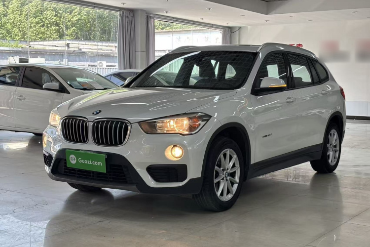 BMW X1 2017 car image #2