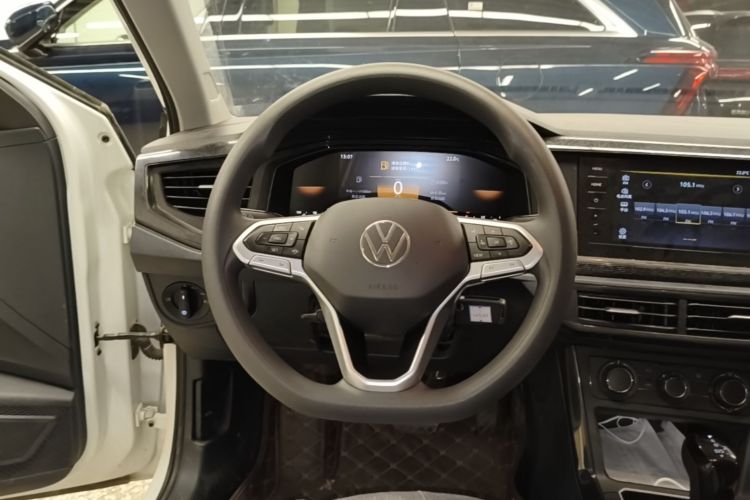 Volkswagen Lavida 2025 car image #12
