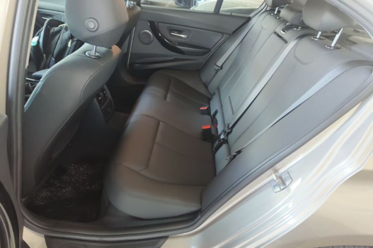 BMW 3 Series 2016 #17 BMW 3 Series 2016 car image #17