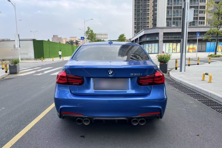 BMW 3 Series 2018 car image #5