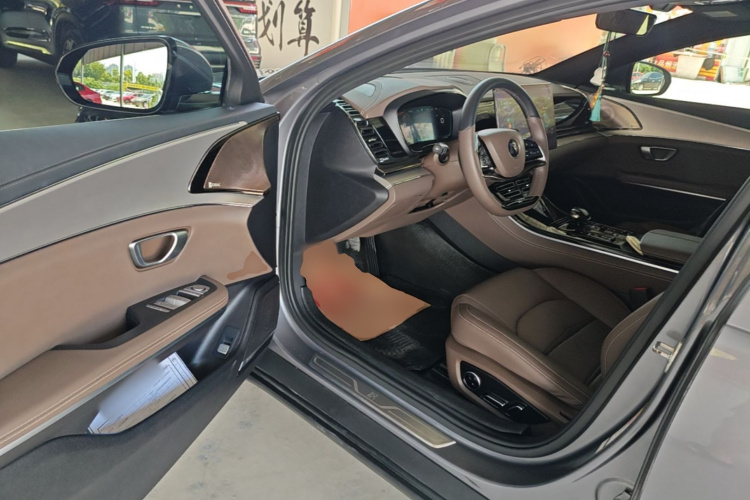 BYD Han 2021 car image #16