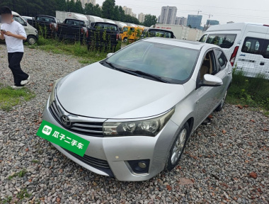 Toyota Corolla 2015 Toyota Corolla 2015 car image