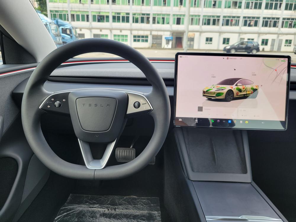 Tesla Model 3 2024 car image #20