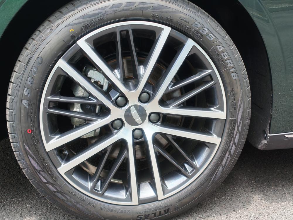 GEELY Emgrand 2026 car image #18