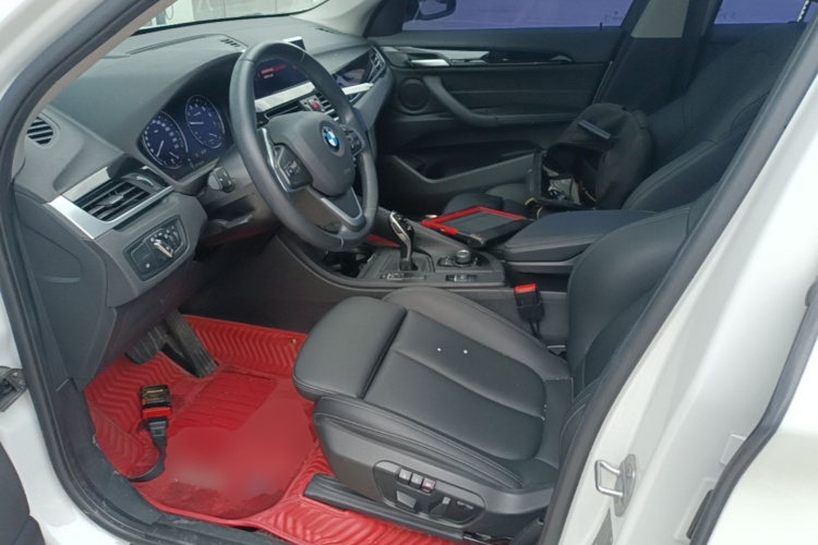 BMW X1 2020 car image #19