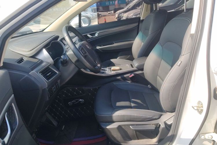 GEELY Emgrand GS 2018 immagine di auto #15