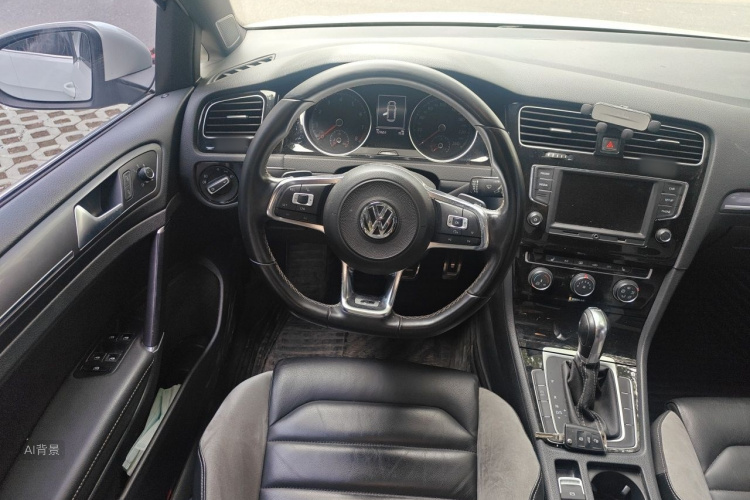 Volkswagen Golf 2017 car image #12