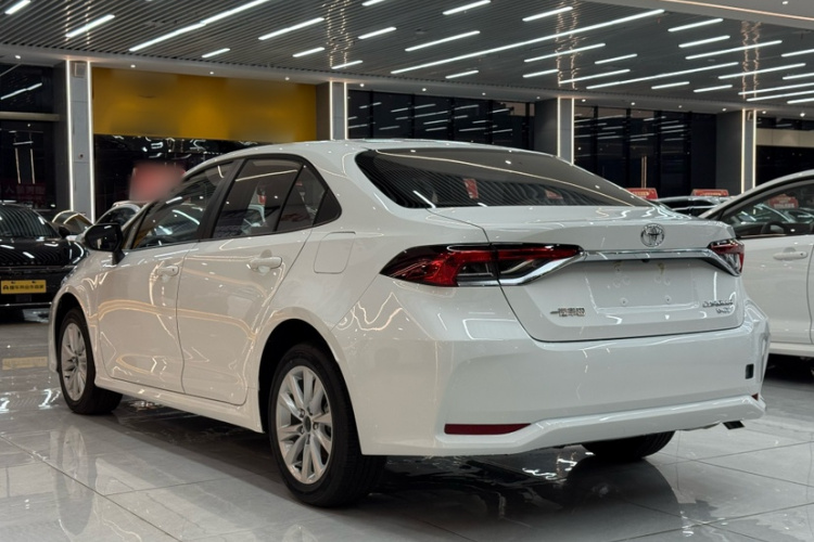 Toyota Corolla 2025 car image #4