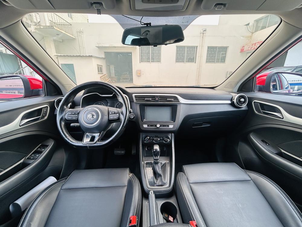 MG ZS 2018 car image #6
