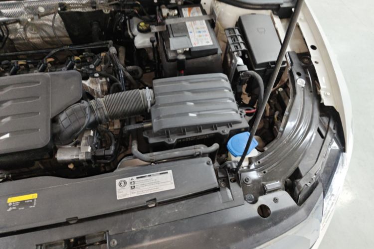 Volkswagen Lavida 2019 #24 Volkswagen Lavida 2019 car image #24